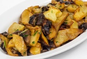 Картофель жареный с грибами